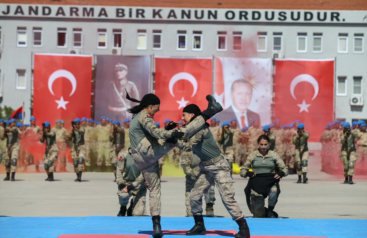 Jandarmaya taze kan!