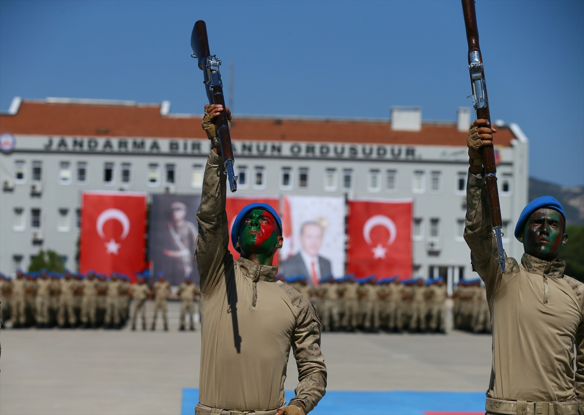 Jandarmaya taze kan!
