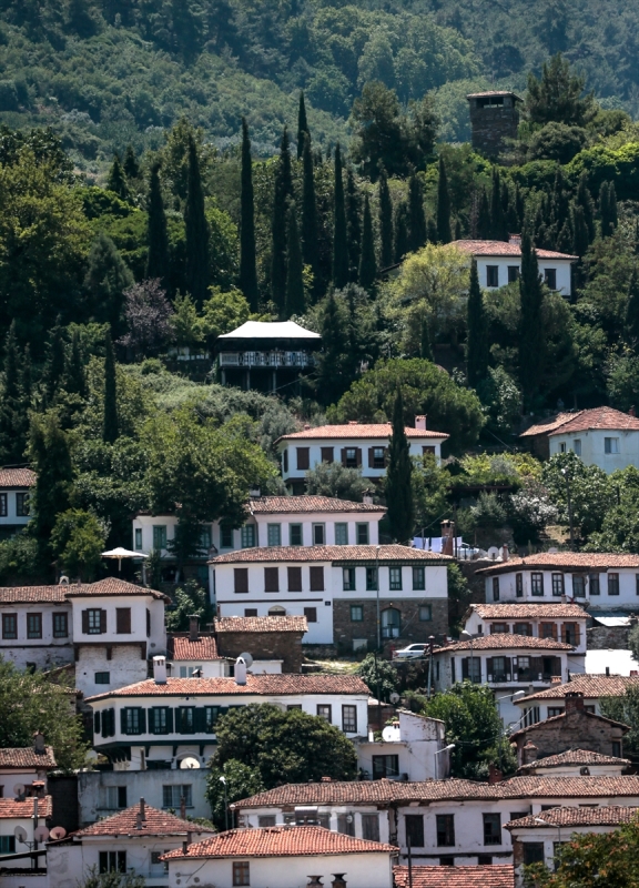 'Kıyamet köyü'ne akın