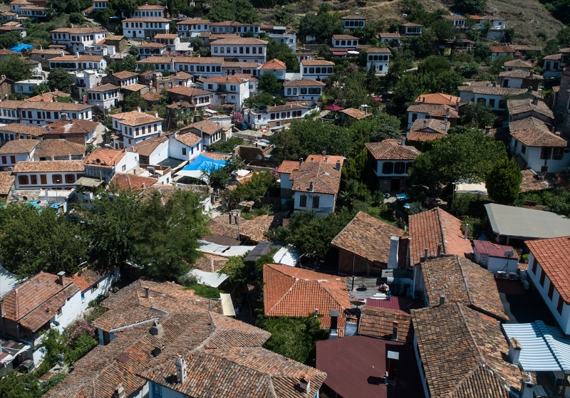 'Kıyamet köyü'ne akın