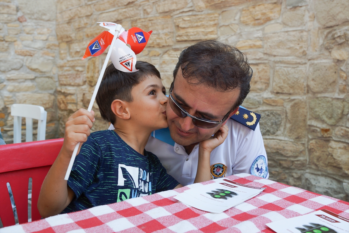 Çeşme 'Beyaz Kırlangıçlar'a emanet