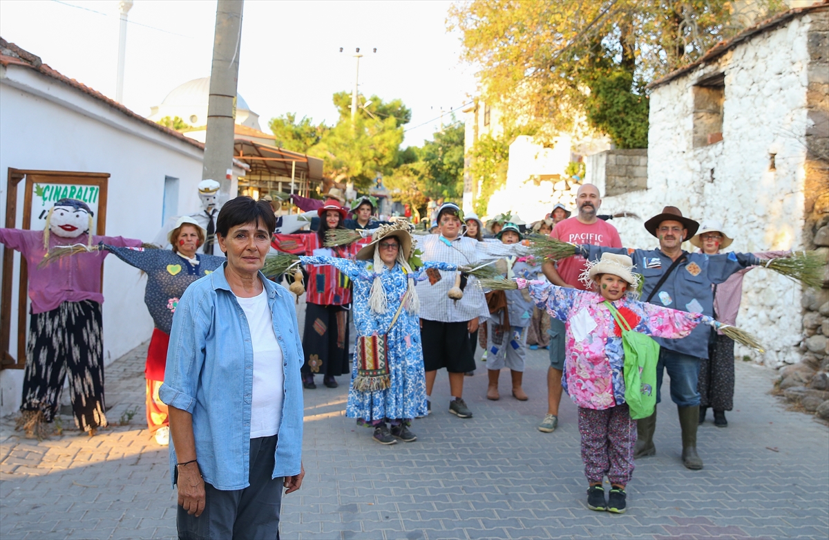 'Korkuluklar Canlanıyor'