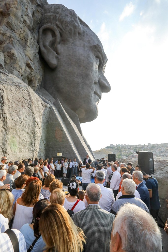 Buca Atatürk Eğitim Atölyesi açıldı