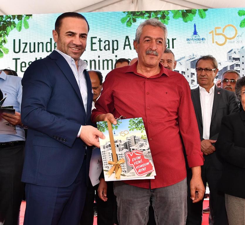 Uzundere'de mutlu gün!