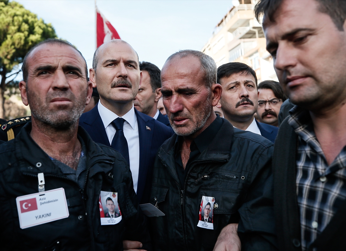 İzmir şehidini uğurladı