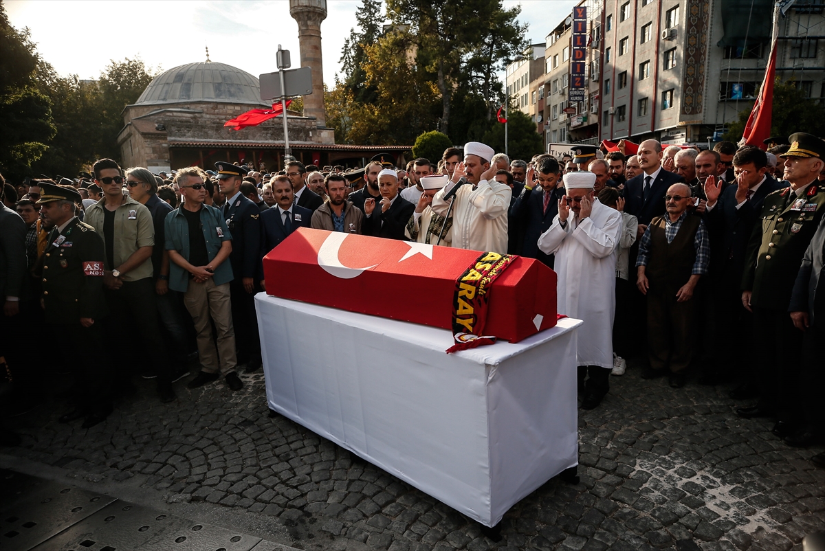 İzmir şehidini uğurladı