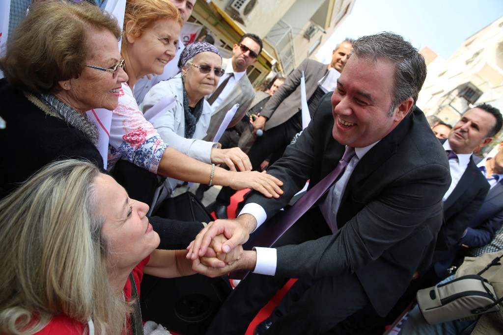 Piriştina ikinci dönem için yola çıktı