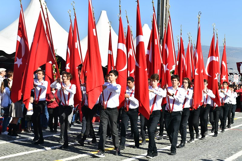 İzmir'de 29 Ekim coşkusu
