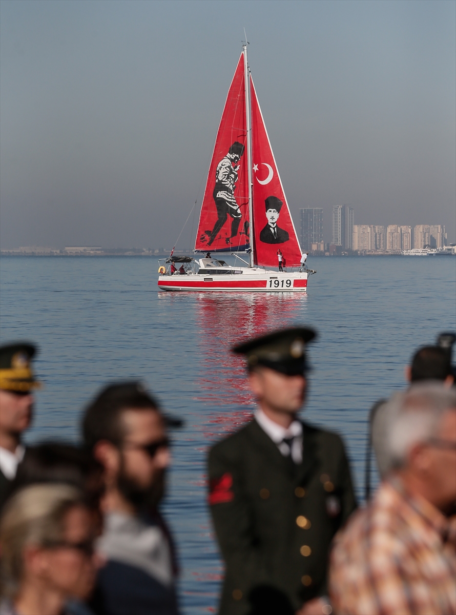 İzmir'de 29 Ekim coşkusu