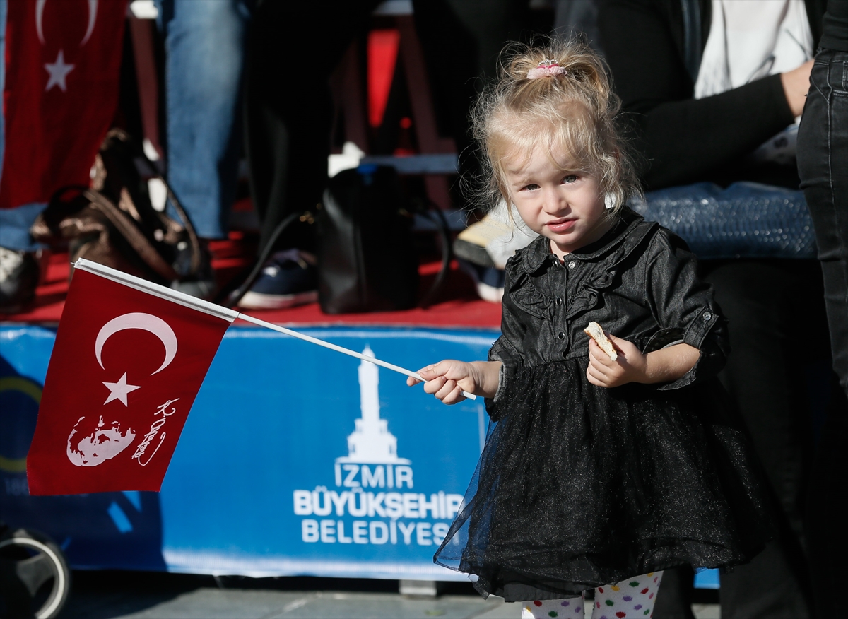 İzmir'de 29 Ekim coşkusu
