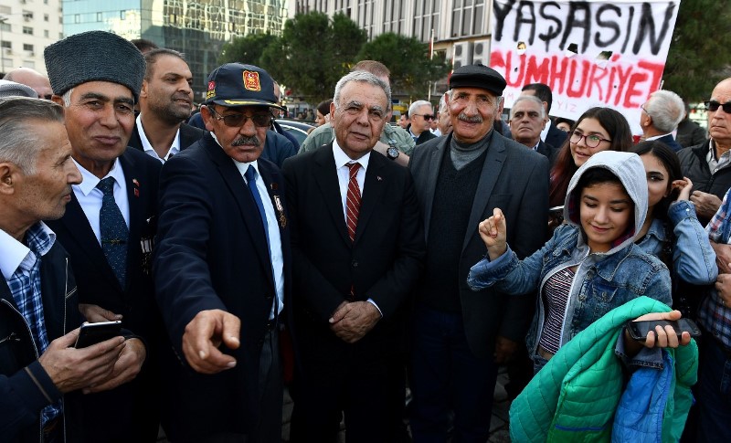 İzmir'de 29 Ekim coşkusu