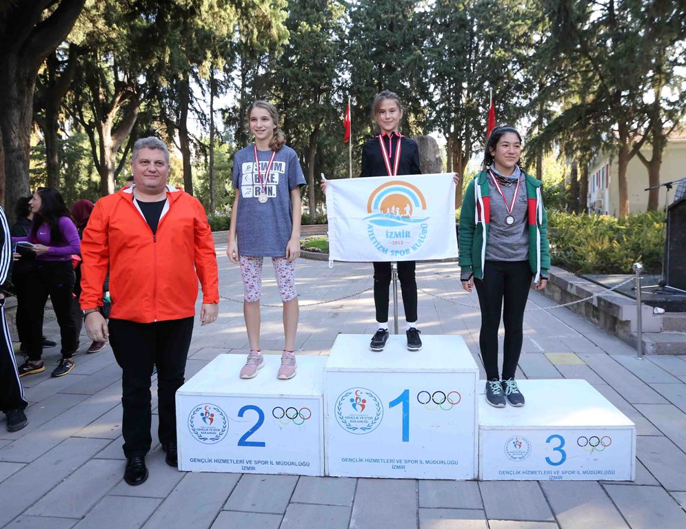 'Ata'dan Ana'ya Saygı Koşusu'