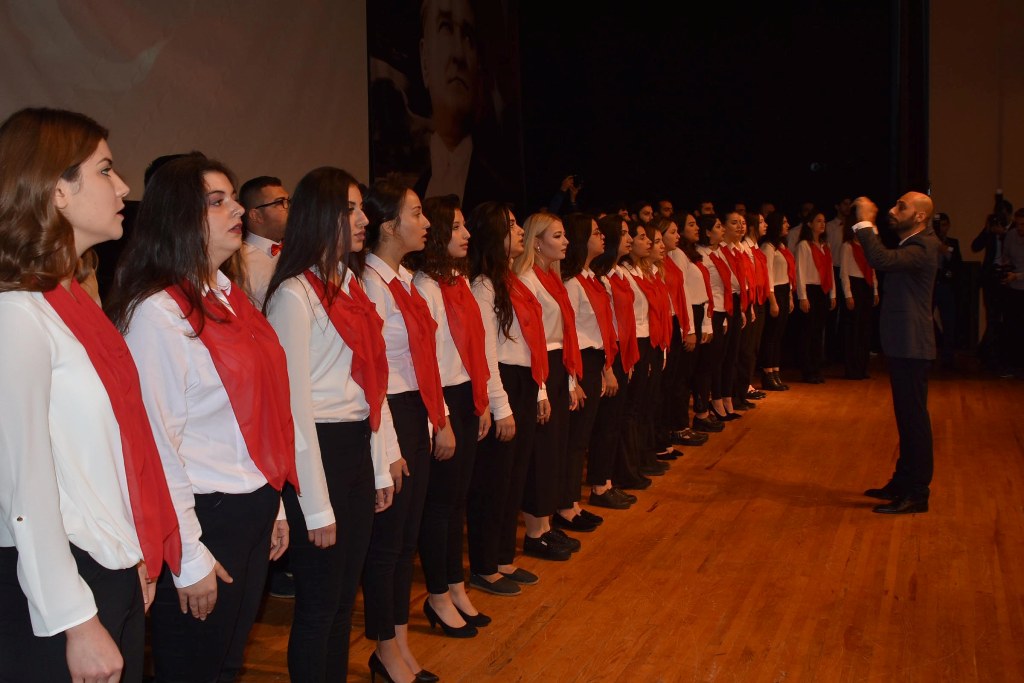 Saat 09:05'te İzmir'de hayat durdu...