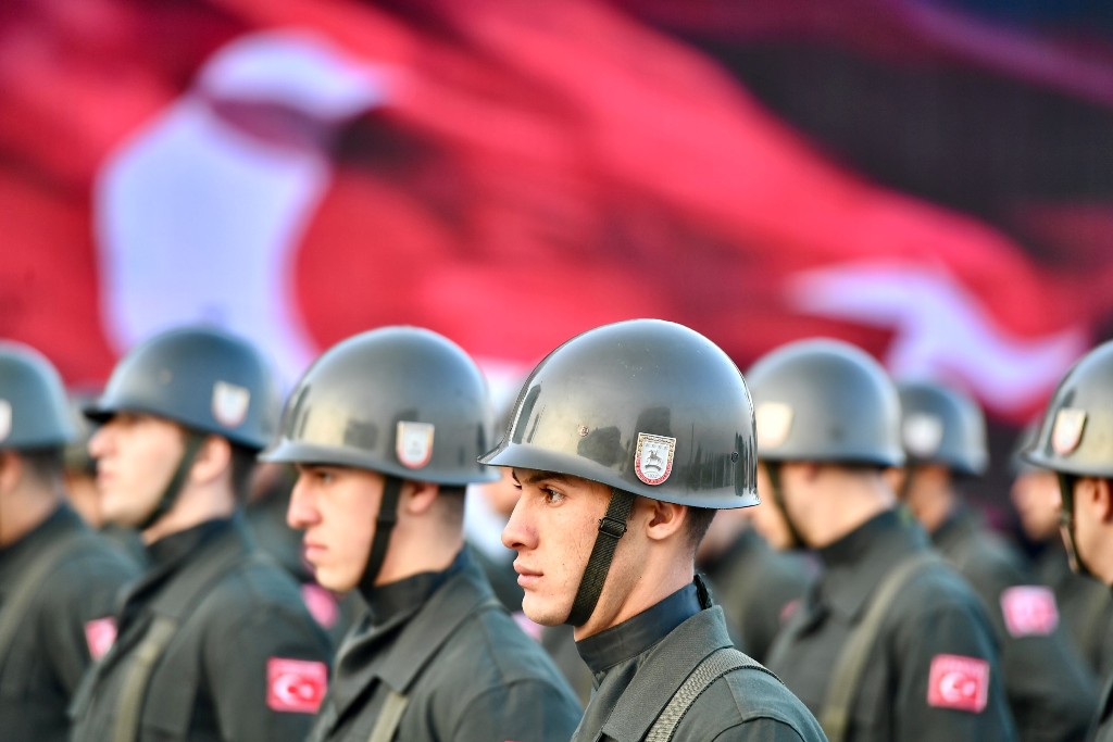 Saat 09:05'te İzmir'de hayat durdu...