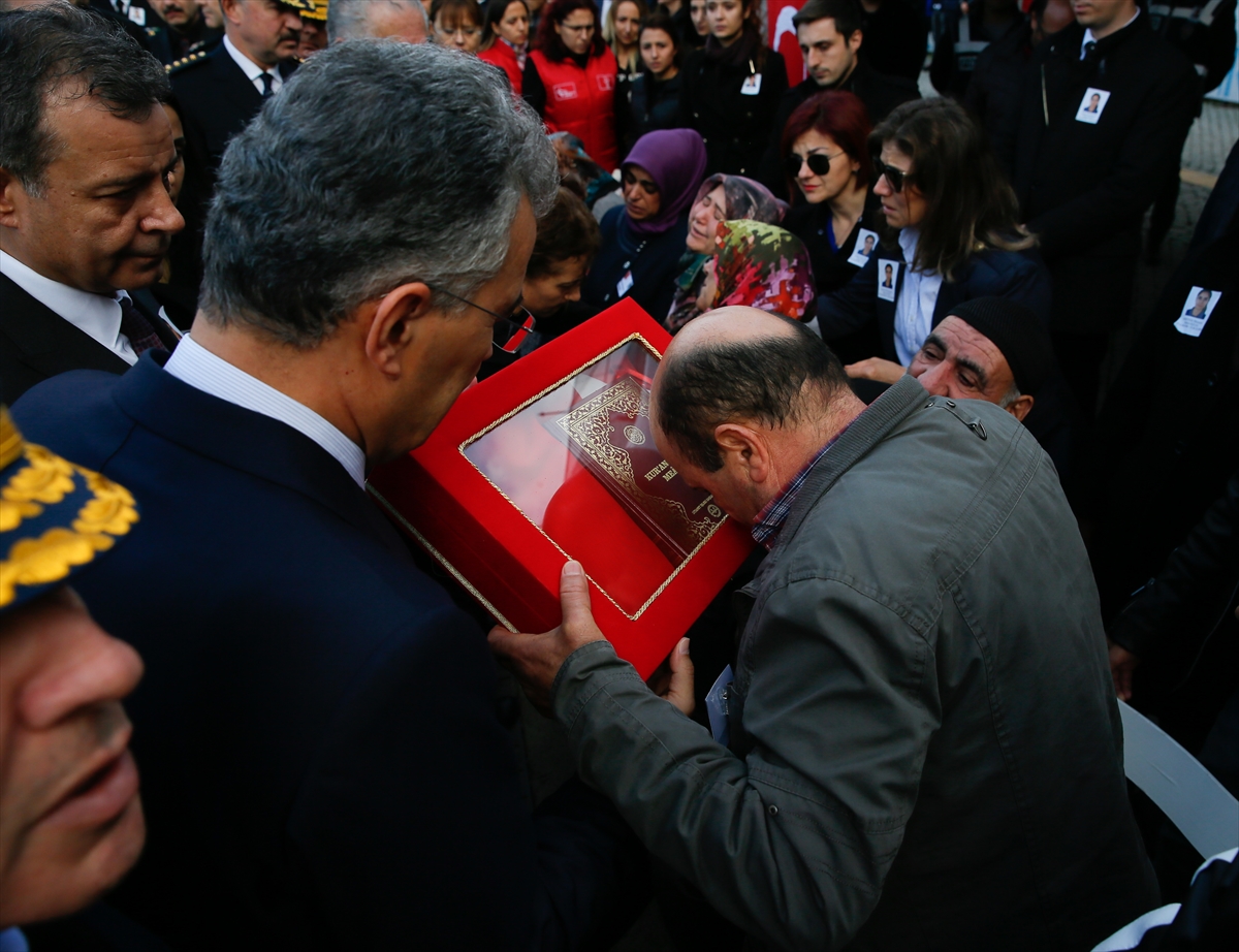 Şehit polise acı veda...