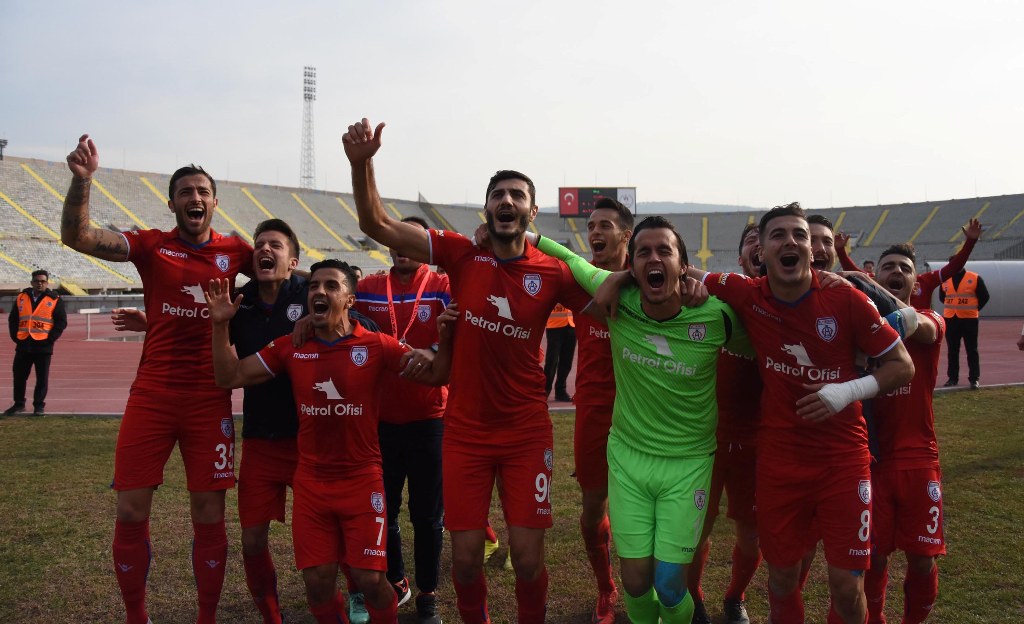 İzmir derbisinden kareler