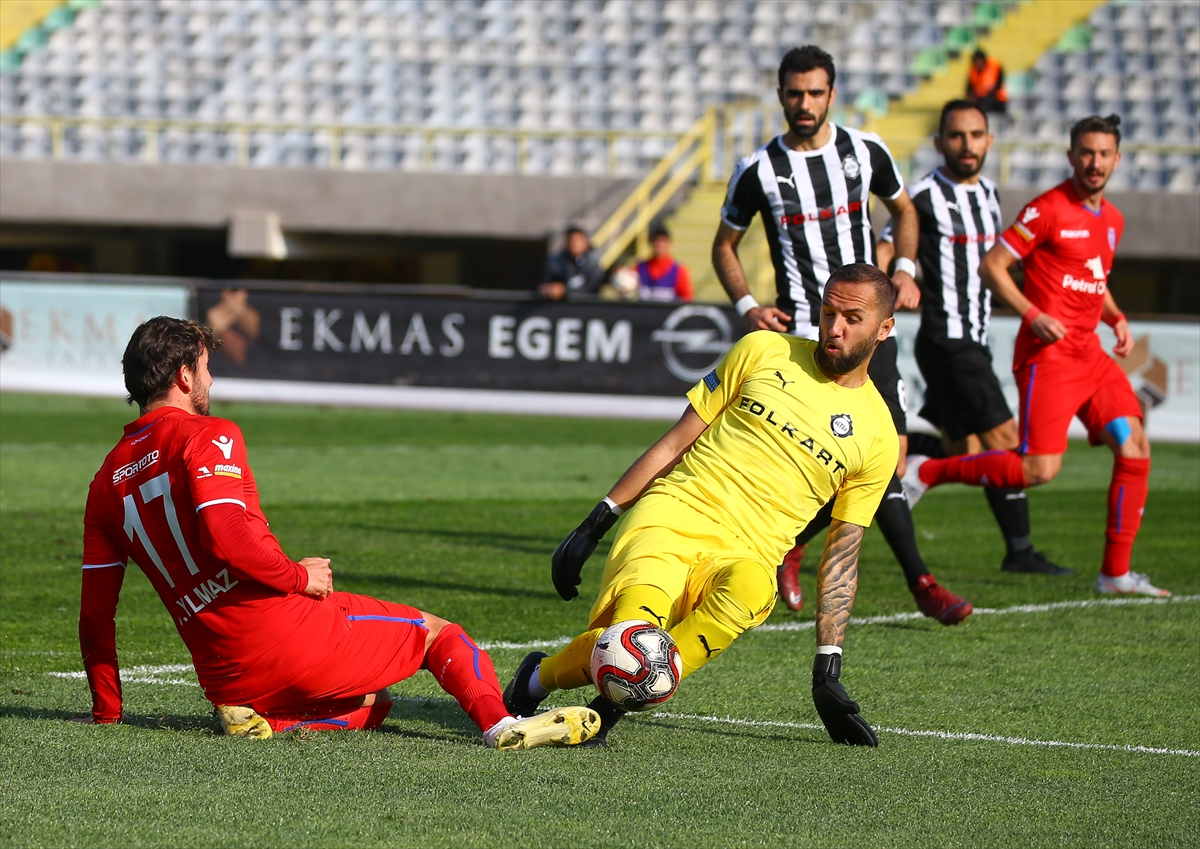 İzmir derbisinden kareler