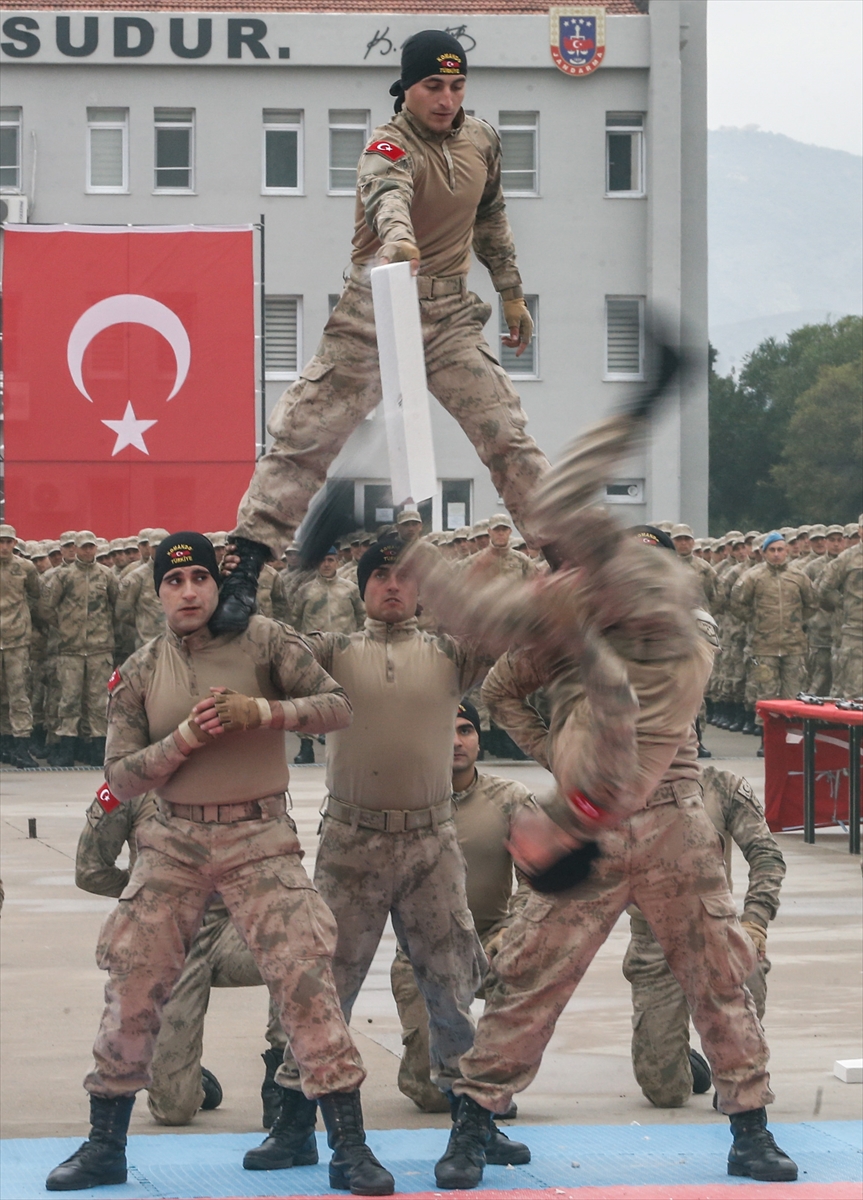 Kahramanların yemini