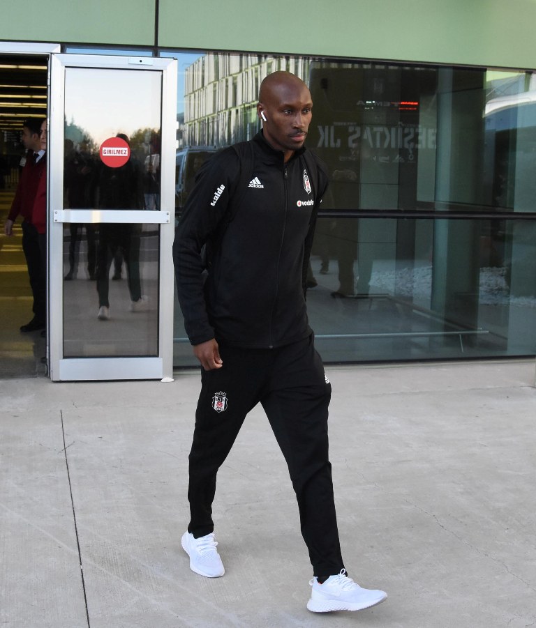 Beşiktaş'ı İzmir'de taraftarları karşıladı!