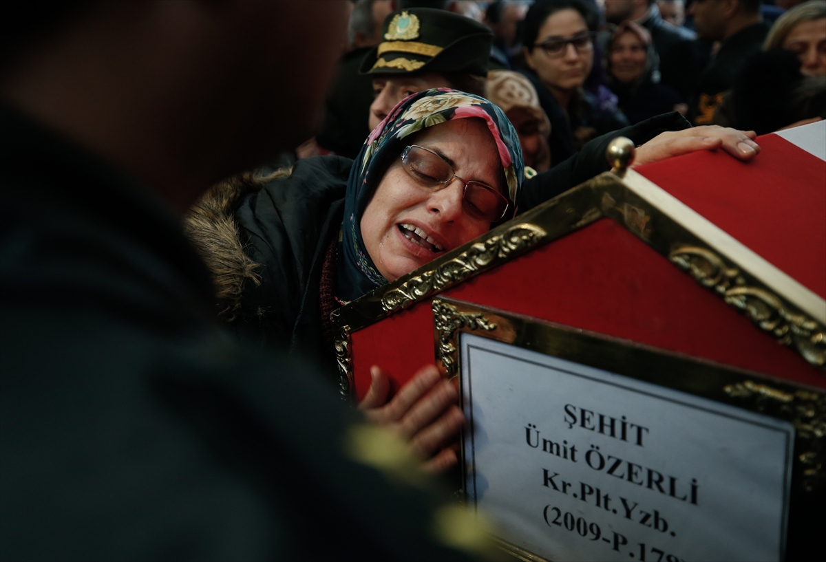 Şehit Pilot Yüzbaşı Ümit Özerli son yolculuğuna uğurlandı!