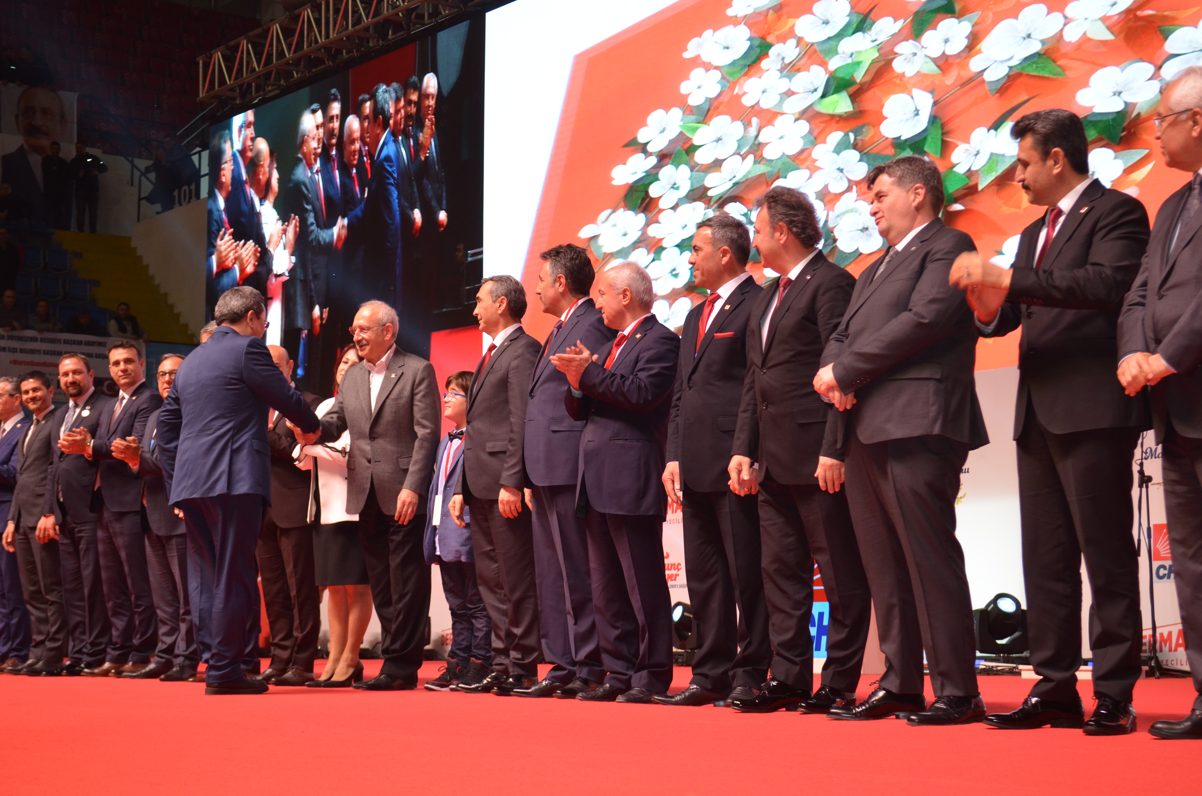 Kılıçdaroğlu İzmir'de