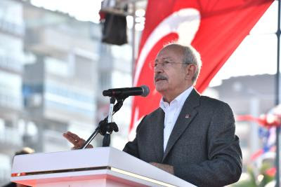Kılıçdaroğlu, 15 Temmuz Demokrasi Şehitleri Meydanı’nı açtı