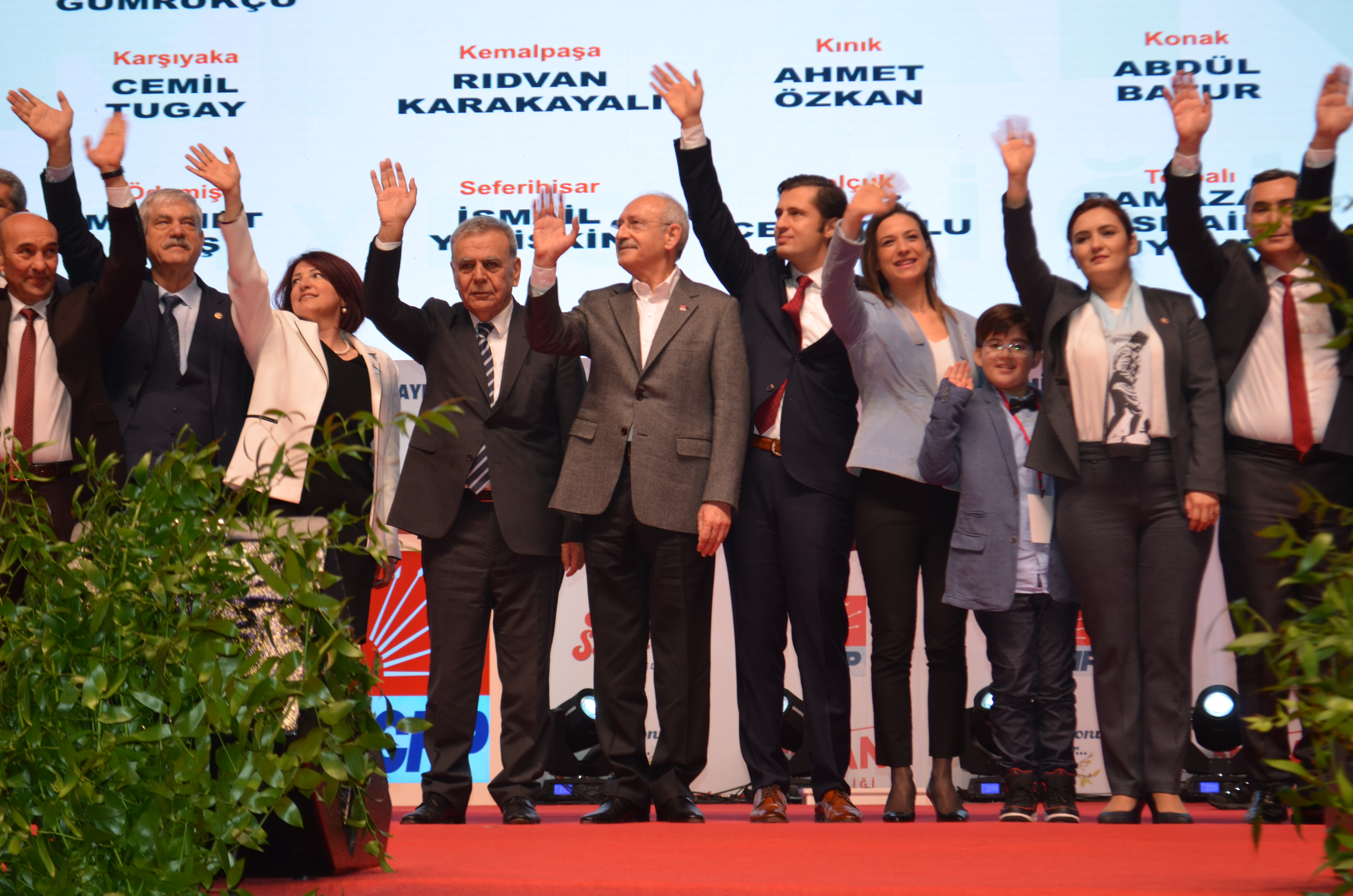 Kılıçdaroğlu İzmir'de