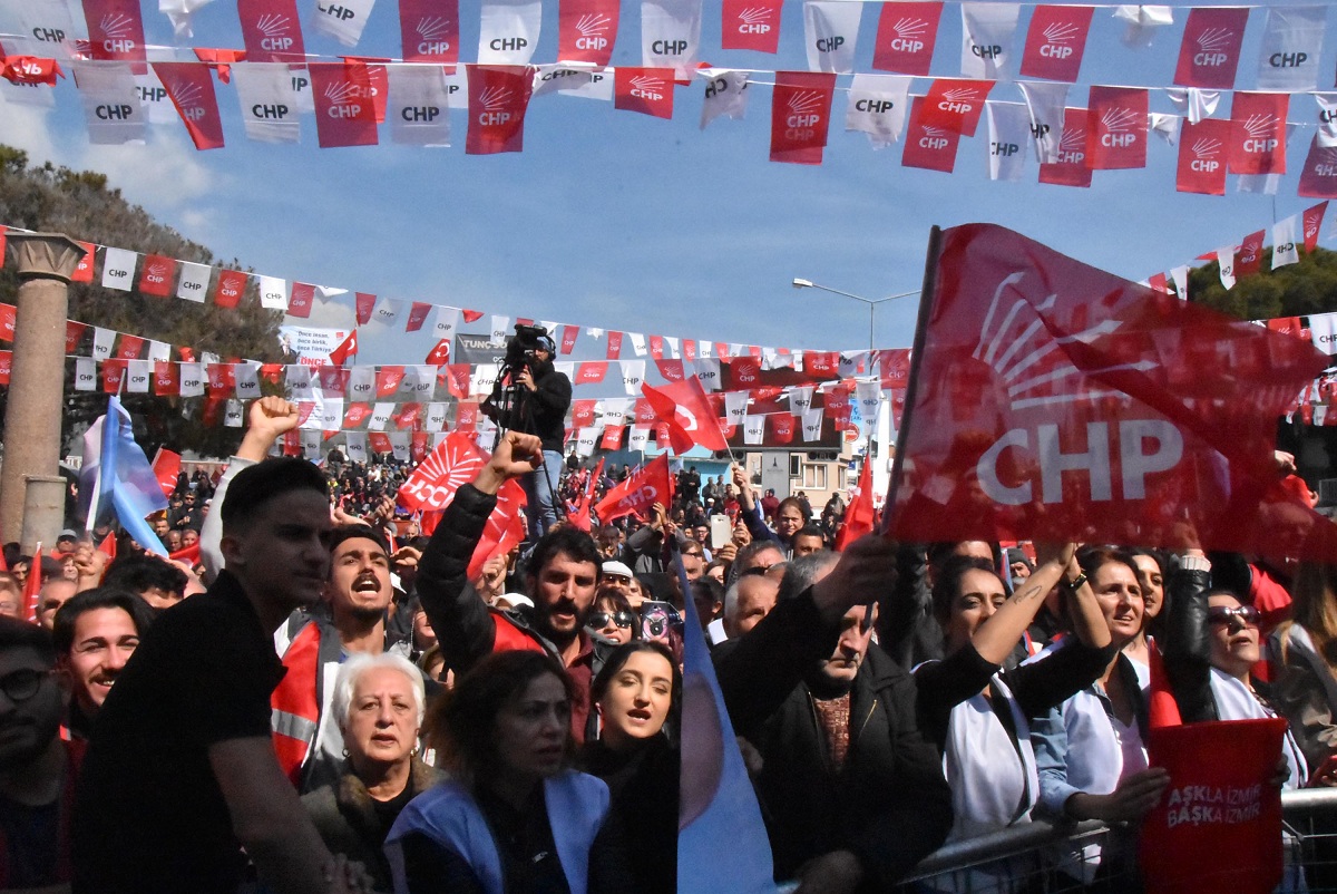 Kılıçdaroğlu İzmir'de