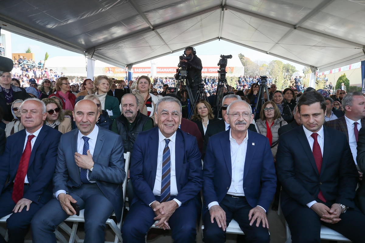 Kılıçdaroğlu İzmir'de