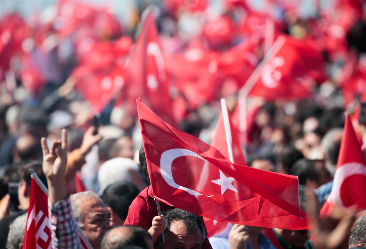 Cumhur İttifakı'ndan İzmir'de gövde gösterisi!