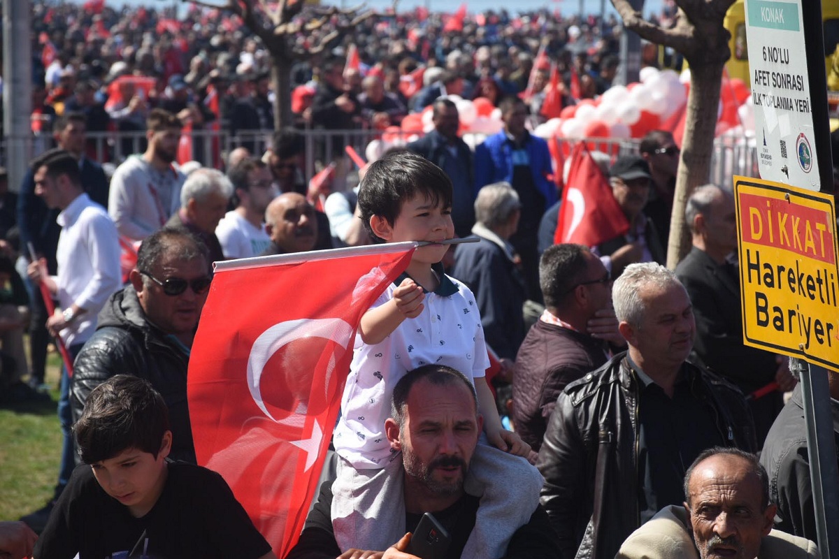 Cumhur İttifakı'ndan İzmir'de gövde gösterisi!