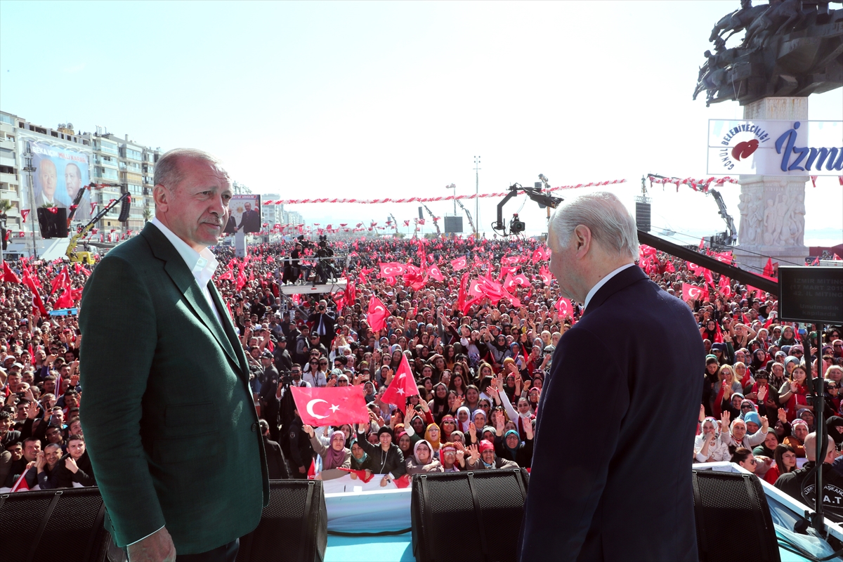 Cumhur İttifakı'ndan İzmir'de gövde gösterisi!