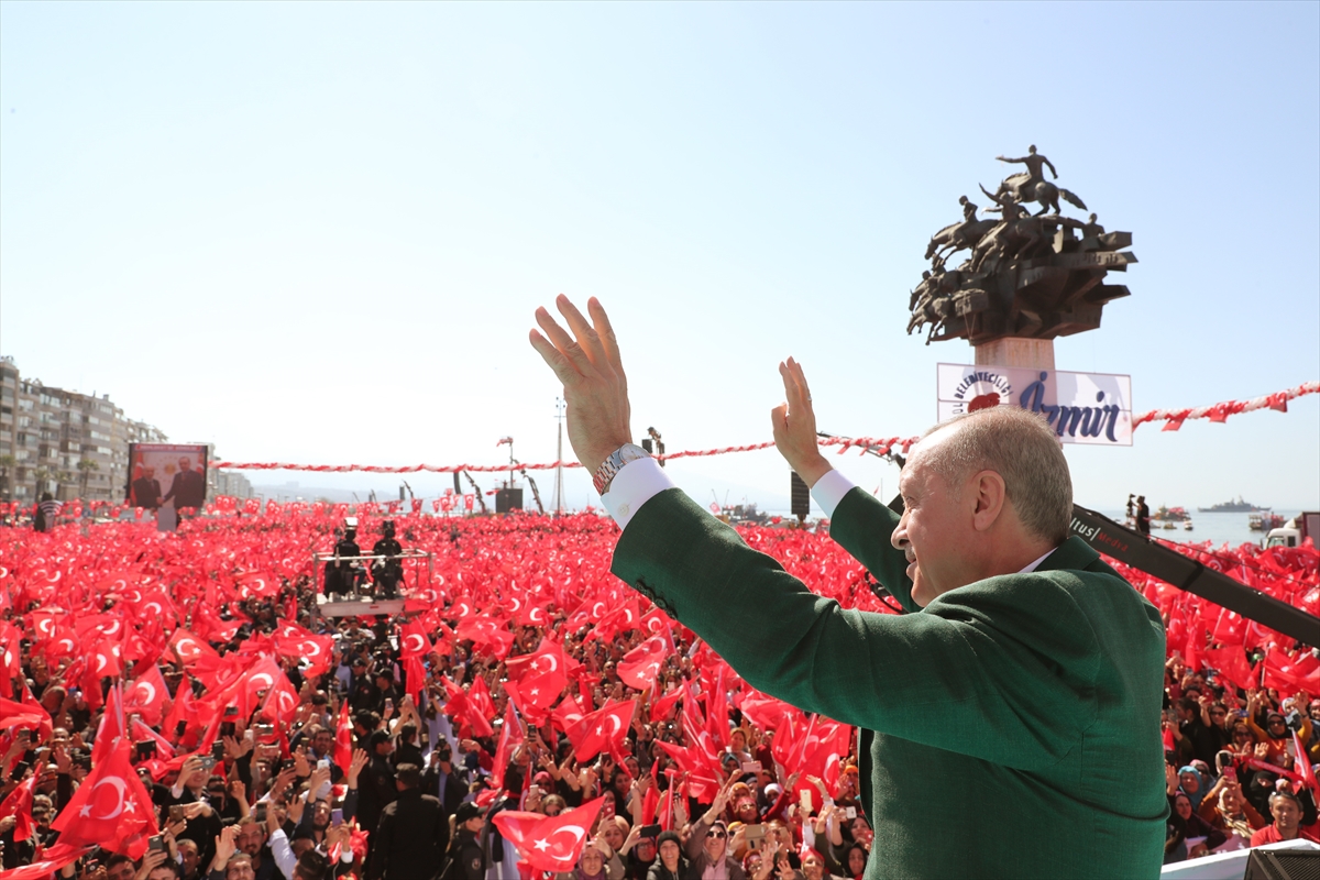 Cumhur İttifakı'ndan İzmir'de gövde gösterisi!