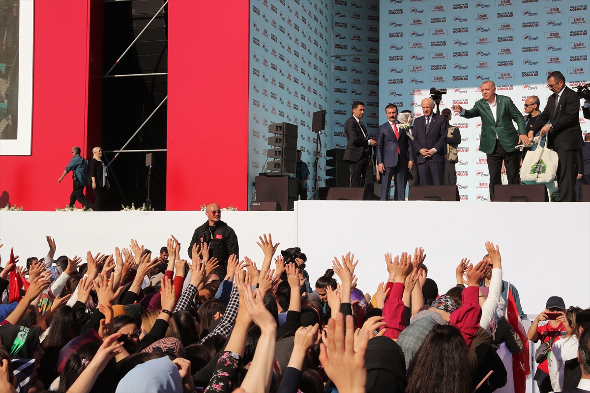 Cumhur İttifakı'ndan İzmir'de gövde gösterisi!