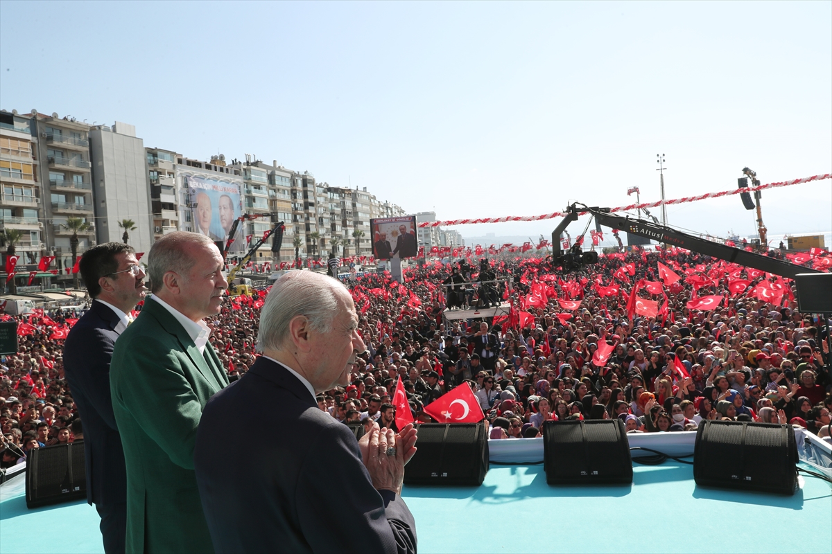 Cumhur İttifakı'ndan İzmir'de gövde gösterisi!