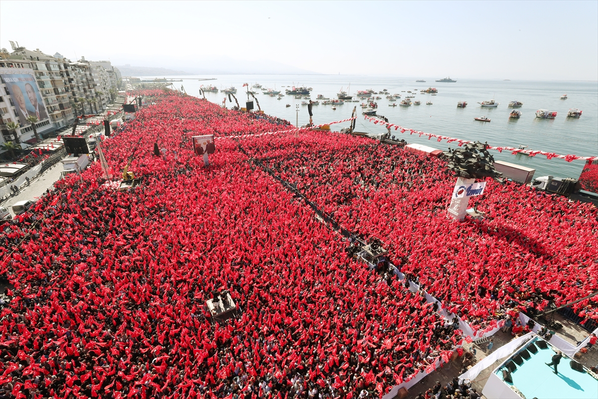 Cumhur İttifakı'ndan İzmir'de gövde gösterisi!