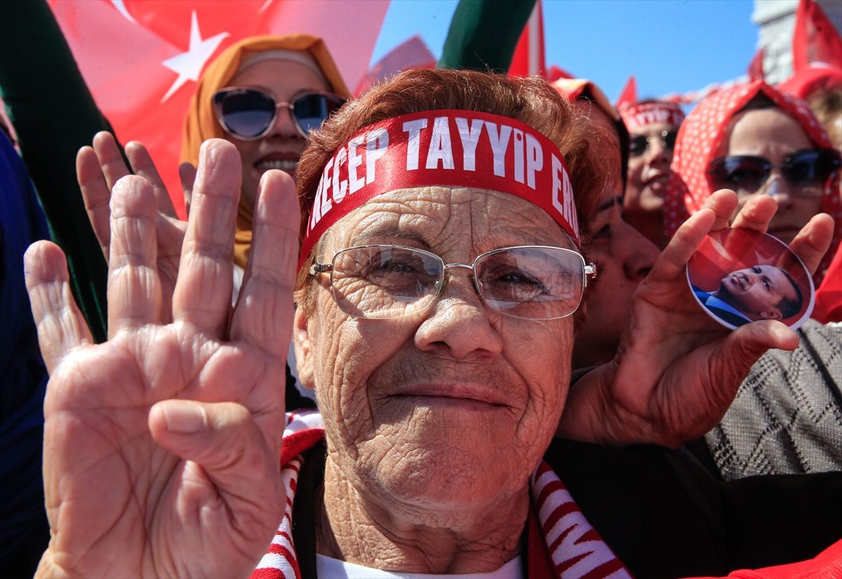 Cumhur İttifakı'ndan İzmir'de gövde gösterisi!