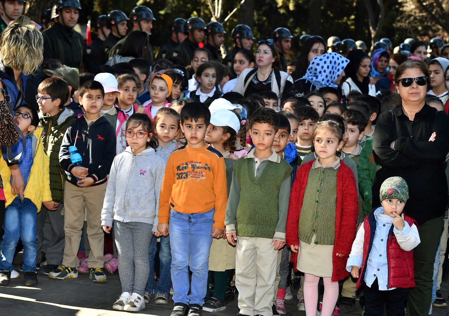 İzmir şehitlerini unutmadı