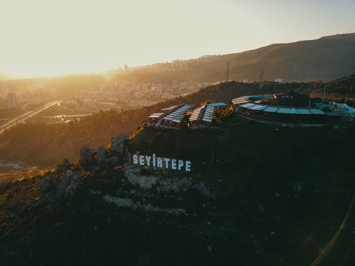 'Seyir Tepesi'nden İzmir manzarası