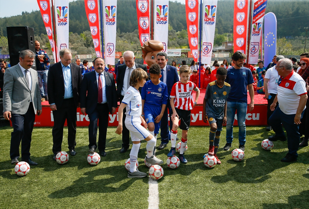 6. Uluslararası U12 İzmir Cup başladı