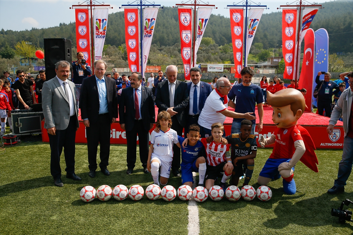 6. Uluslararası U12 İzmir Cup başladı