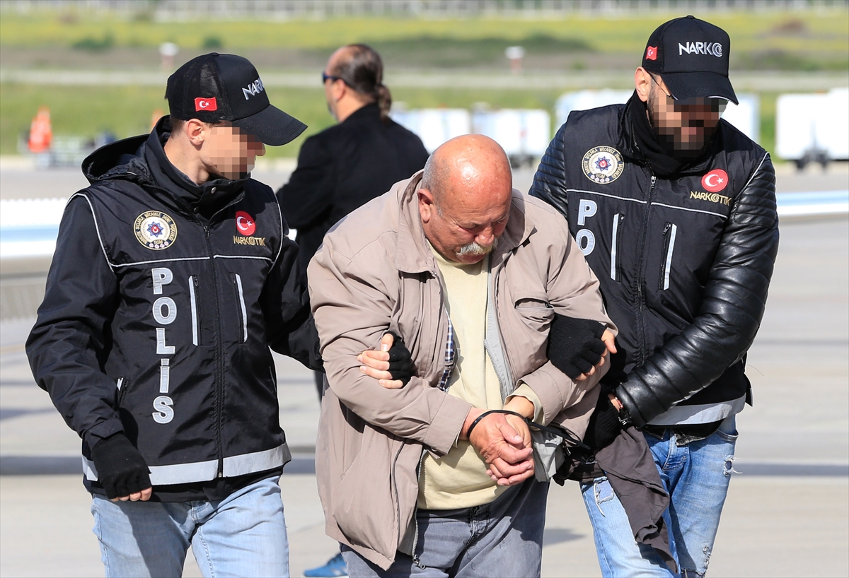 'Baron' jetle İzmir'e getirildi...