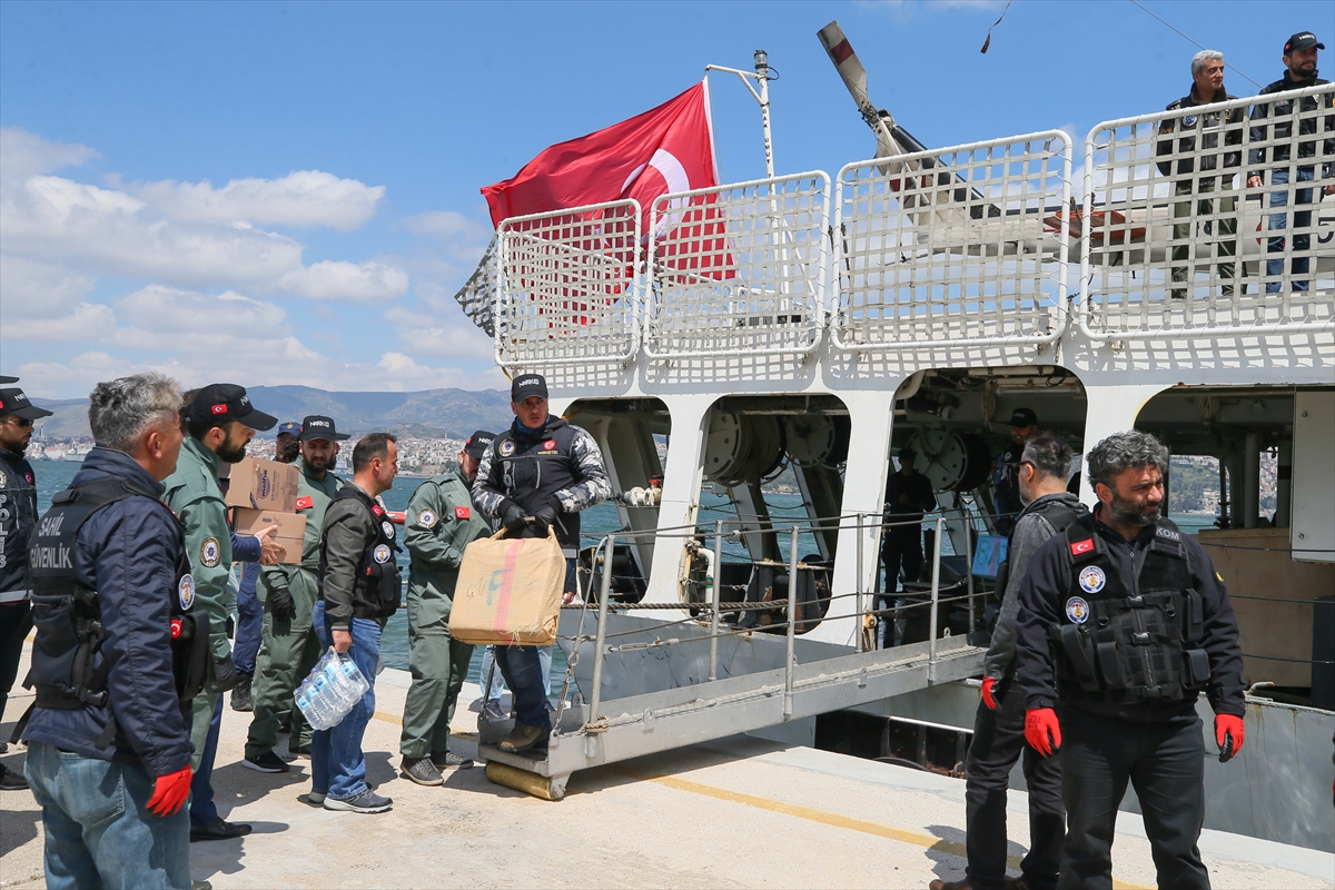 Uyuşturucu teknesi limana getirildi