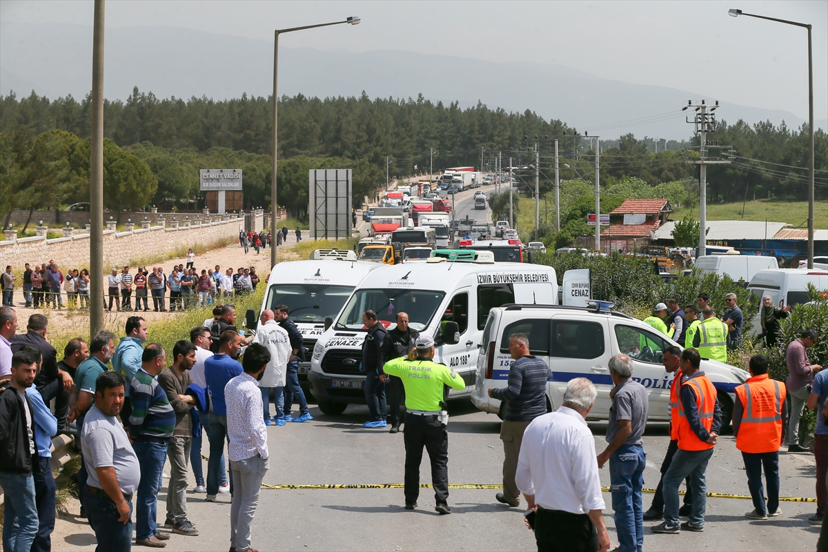 İzmir'de feci kaza: 7 ölü, 1 yaralı