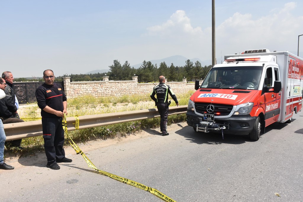 İzmir'de feci kaza: 7 ölü, 1 yaralı