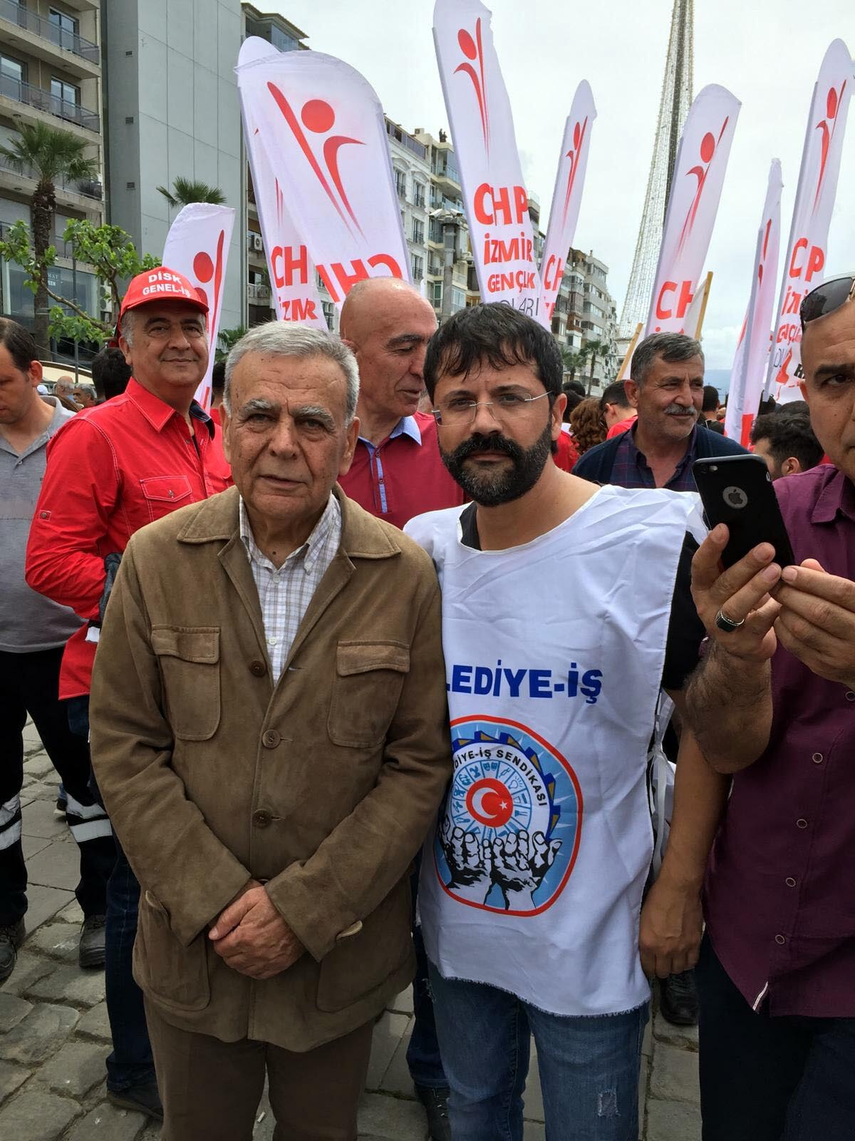 İzmir'de 1 Mayıs'a coşkulu kutlama...