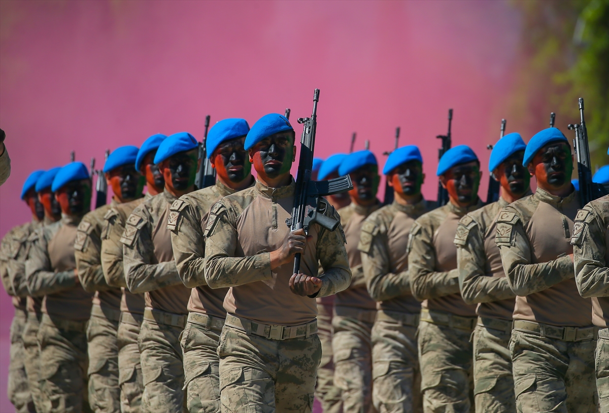 Jandarma adaylarından terörle mücadele yemini