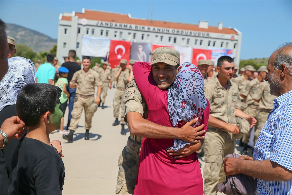 Jandarma adaylarından terörle mücadele yemini