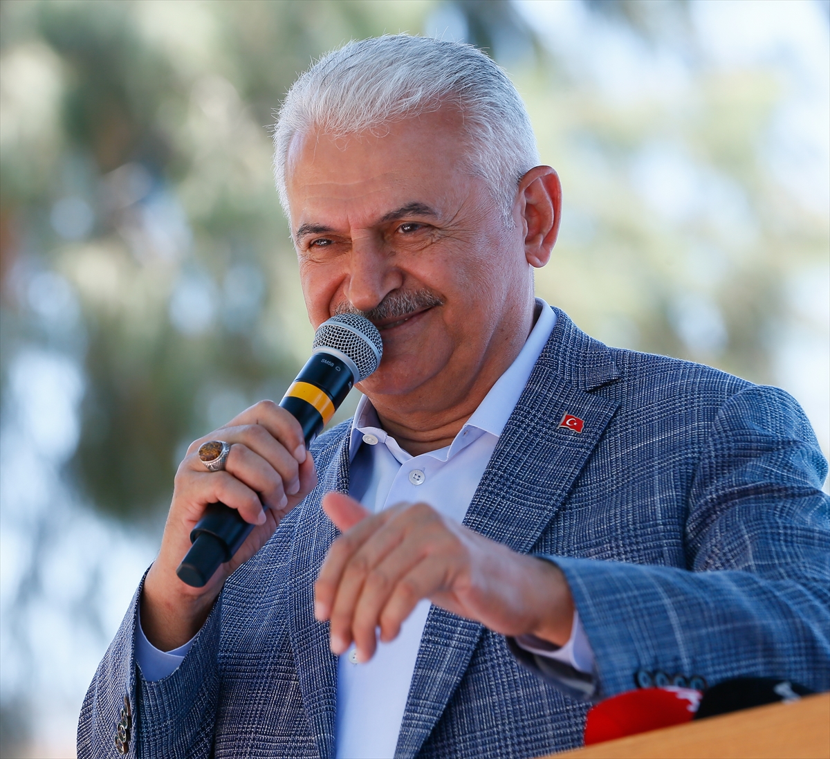Yıldırım'a Bayındır'da sevgi seli