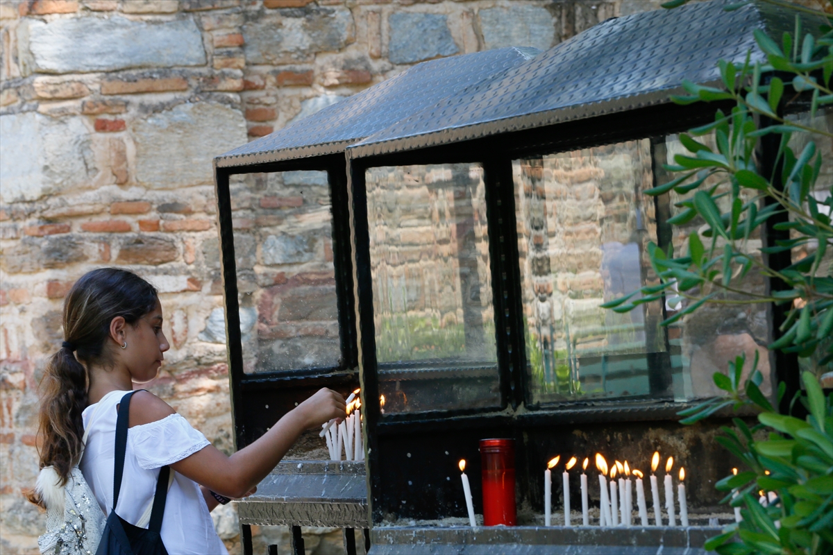 Meryemana Evi'nde ayin!